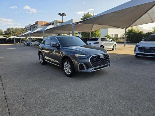 2023 Audi Q5 45 S line Premium