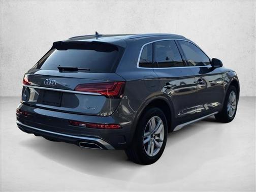 2023 Audi Q5 45 S line Premium