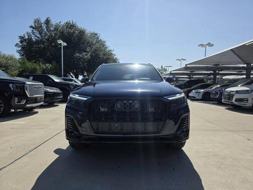 2025 Audi Q7 55 Premium Plus