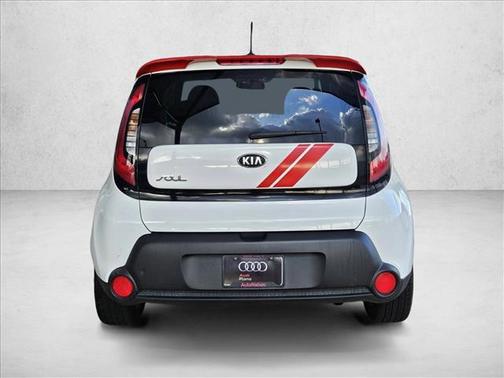 Clear White 2016 Kia Soul Base
