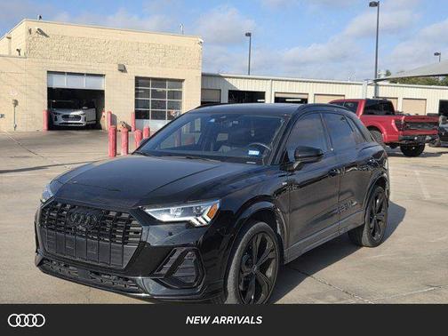 2023 Audi Q3 45 S line Premium Plus