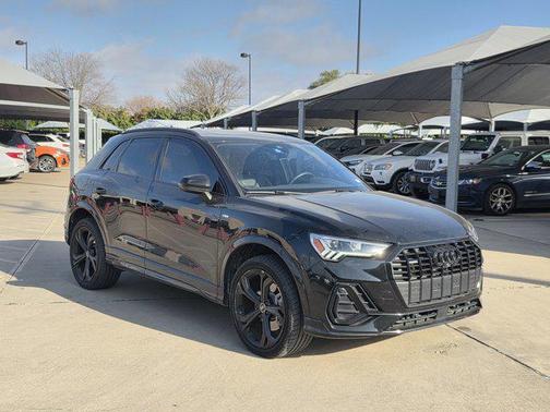 2023 Audi Q3 45 S line Premium Plus