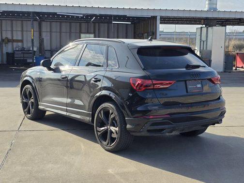 2023 Audi Q3 45 S line Premium Plus