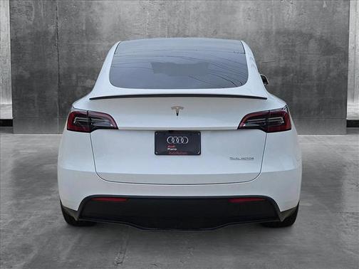 2025 Tesla Model Y Performance Dual Motor All-Wheel Drive
