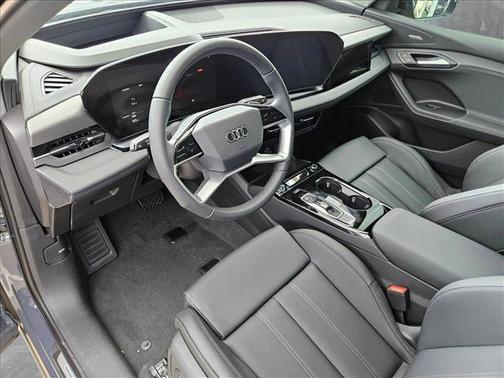 2025 Audi Q6 e-tron Prestige quattro