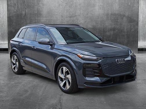 2025 Audi Q6 e-tron Prestige quattro