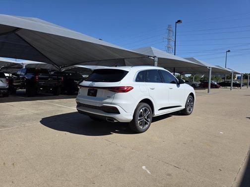 2025 Audi Q5 Premium