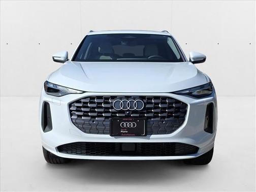 2025 Audi Q5 Premium