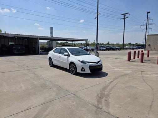 2015 Toyota Corolla S Plus