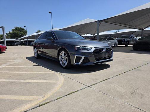 2023 Audi A4 45 S line Premium