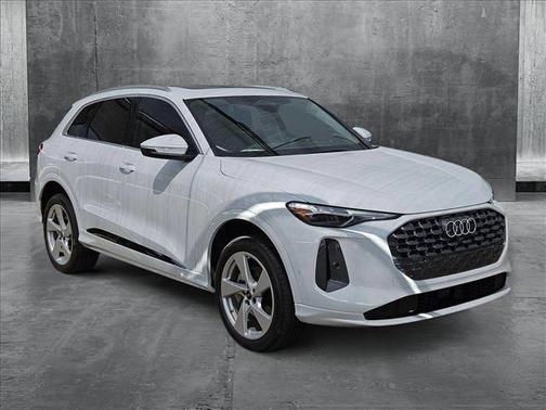 2025 Audi Q5 Premium Plus