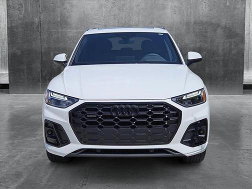 2024 Audi Q5 45 S line Premium