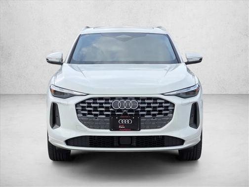 2025 Audi Q5 Premium TFSI quattro S tronic