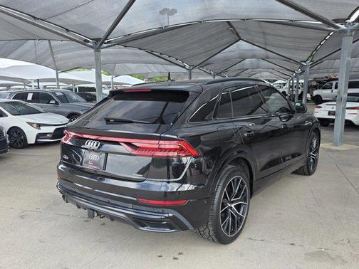Orca Black Metallic 2019 Audi Q8 3.0T Premium