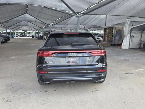 Orca Black Metallic 2019 Audi Q8 3.0T Premium