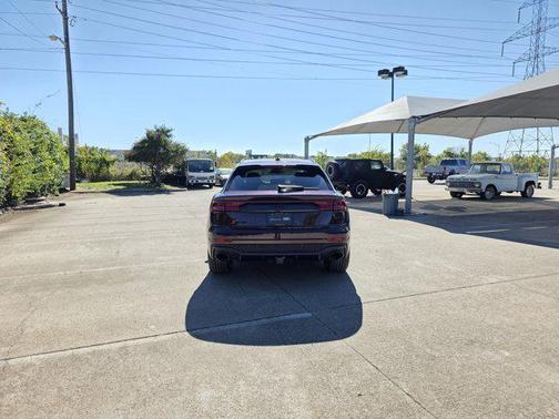 2023 Audi RS Q8 4.0T