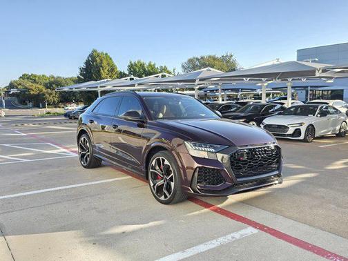 2023 Audi RS Q8 4.0T