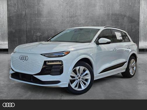2025 Audi Q6 e-tron Premium Plus