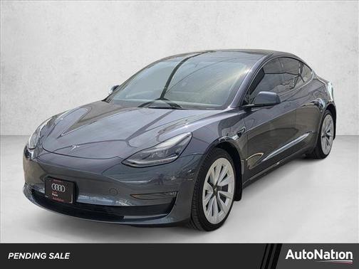 Silver/Gray 2022 Tesla Model 3 Long Range