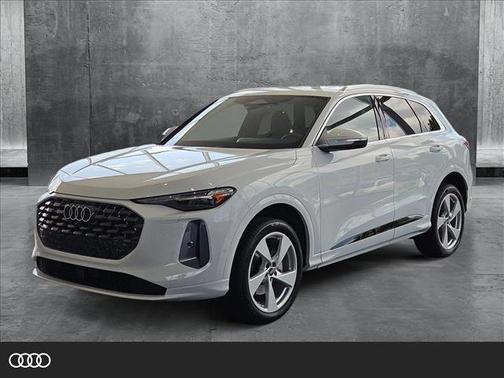 2025 Audi Q5 Premium Plus