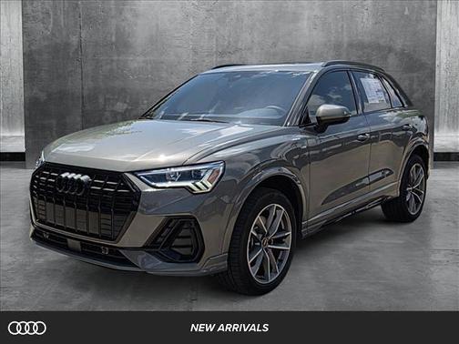 2025 Audi Q3 Premium 45 TFSI S line quattro Tiptronic