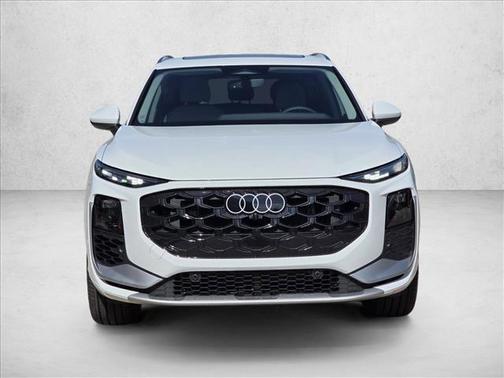 2026 Audi Q3 S line