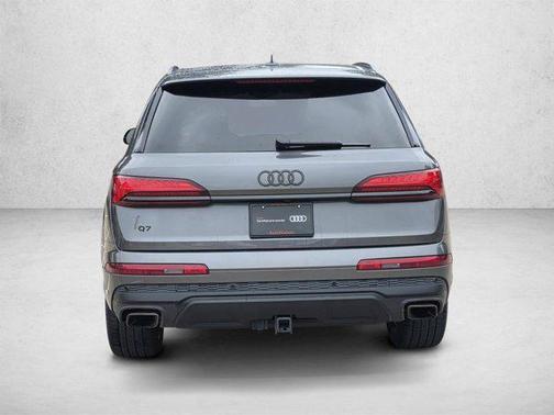 Samurai Gray Metallic 2025 Audi Q7 45 Premium Plus
