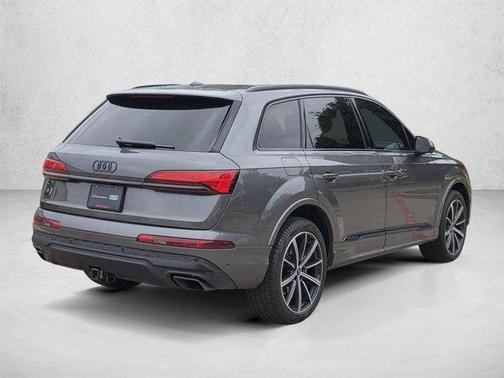 Samurai Gray Metallic 2025 Audi Q7 45 Premium Plus