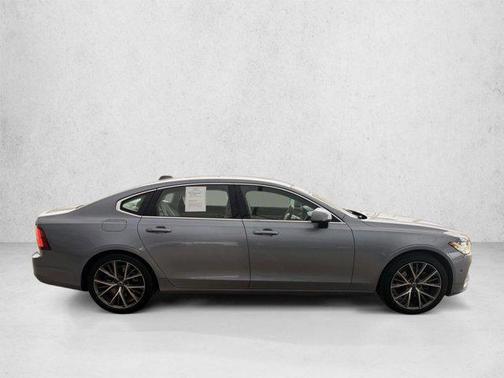 Mussel Blue Metallic 2018 Volvo S90 T5 Momentum