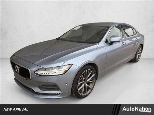 Mussel Blue Metallic 2018 Volvo S90 T5 Momentum