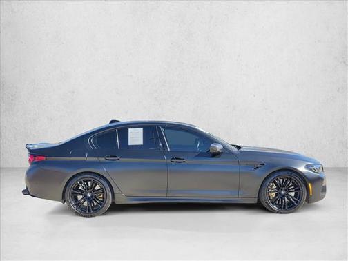 2022 BMW M5 Base