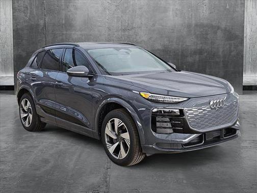 2025 Audi Q6 e-tron Premium Plus quattro