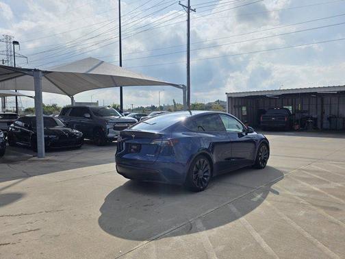 2022 Tesla Model Y Performance Dual Motor All-Wheel Drive