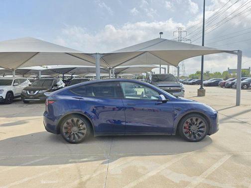 2022 Tesla Model Y Performance Dual Motor All-Wheel Drive