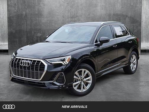 2025 Audi Q3 Premium 45 TFSI S line quattro Tiptronic