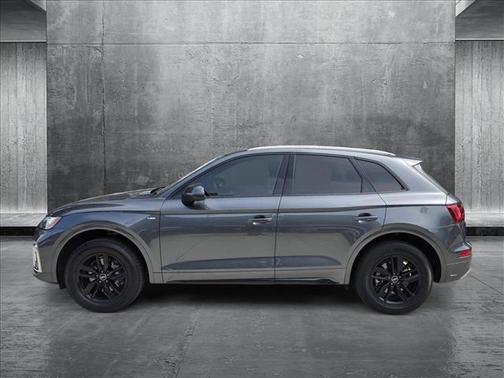 2022 Audi Q5 45 S line Premium