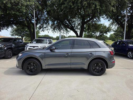 2022 Audi Q5 45 S line Premium