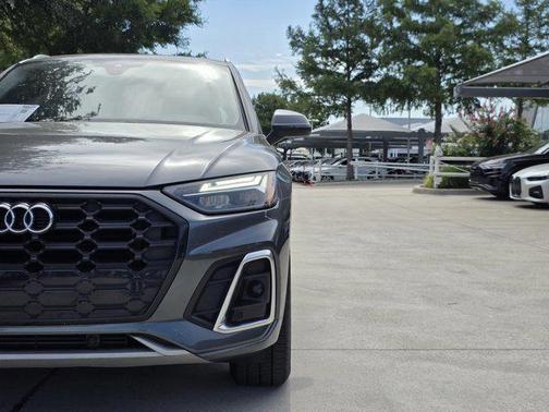2022 Audi Q5 45 S line Premium