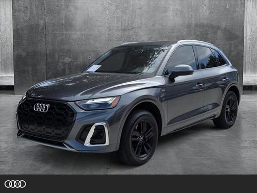2022 Audi Q5 45 S line Premium
