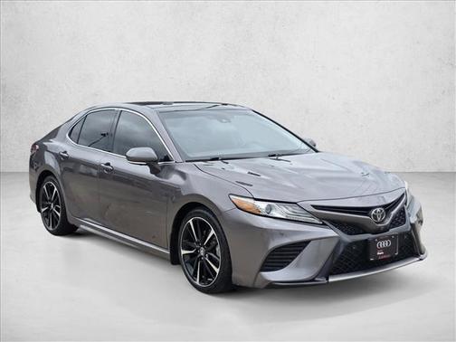 Predawn Gray Mica 2018 Toyota Camry XSE