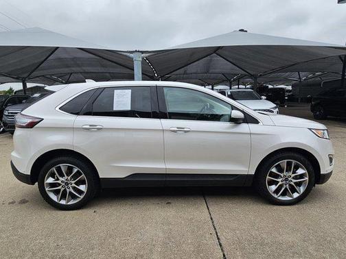 White Platinum Metal 2017 Ford Edge Titanium
