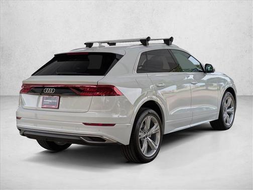 2023 Audi Q8 55 Premium Plus