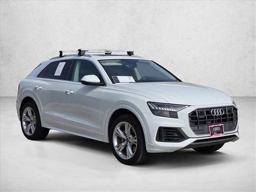 2023 Audi Q8 55 Premium Plus
