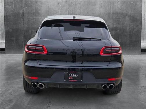 2016 Porsche Macan S