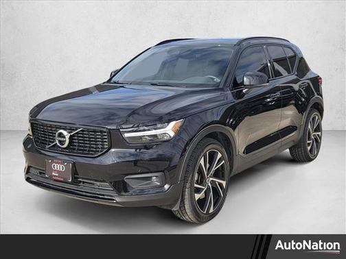 2020 Volvo XC40 T5 R-Design