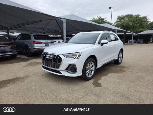2025 Audi Q3 Premium 45 TFSI S line quattro Tiptronic