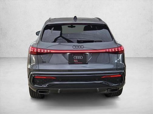 Daytona Gray Metallic 2026 Audi Q5 Premium Plus TFSI quattro S tronic