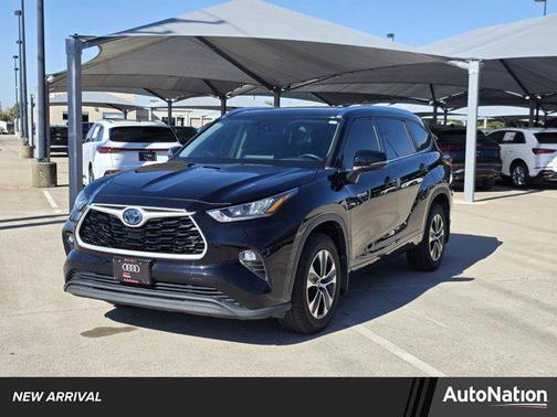 2020 Toyota Highlander Hybrid XLE