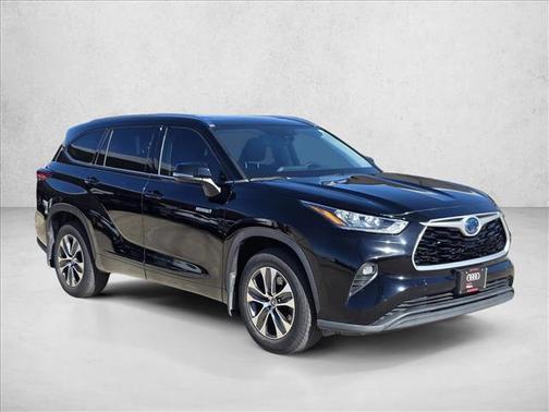 2020 Toyota Highlander Hybrid XLE