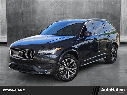 2021 Volvo XC90 T6 Momentum